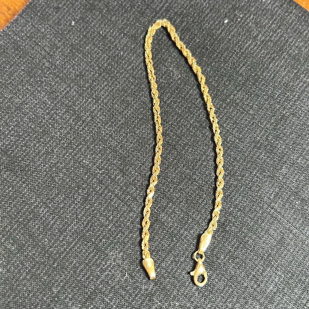 Gold Rope Chain Bracelet - Picture 2 of 3
